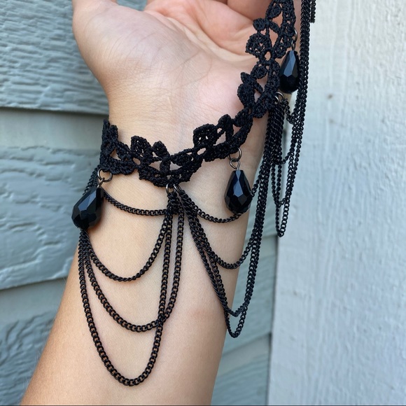 Black Necklace Choker - Picture 2 of 7